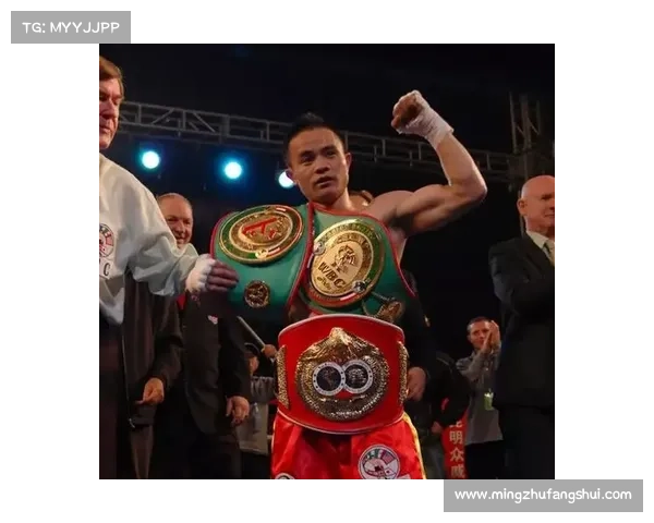 小拳王们的荣耀对决：拳击场上的勇气较量与深厚友谊