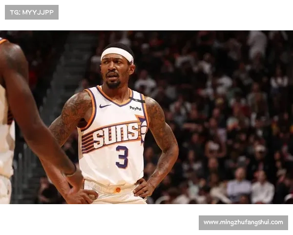 布克在比赛中的影响力分析及其对球队战术和表现的深远影响